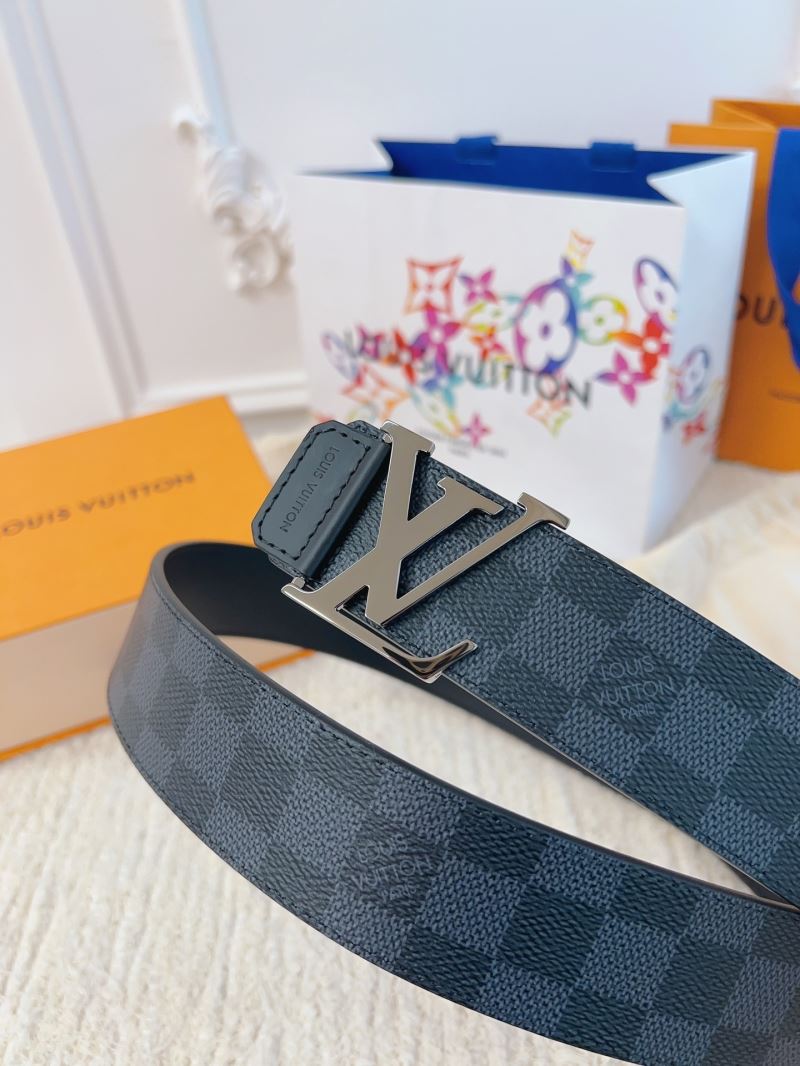 l0vis Vvtt0n belts